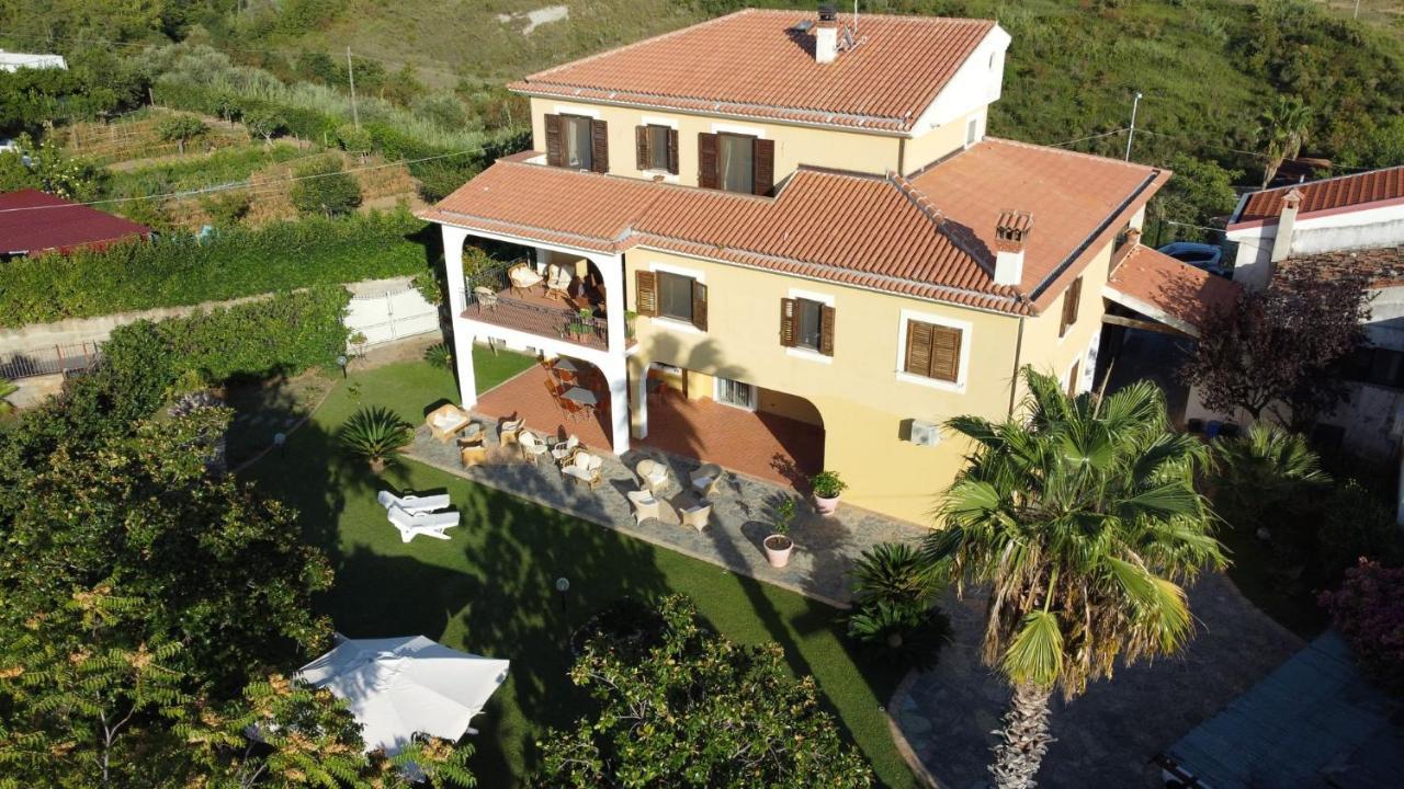 Palazzo Del Miglio Bed & Breakfast Belvedere Marittimo Bagian luar foto
